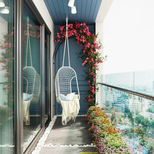 Trang trí ban công bằng xích đu mang lại cảm giác nhẹ nhàng