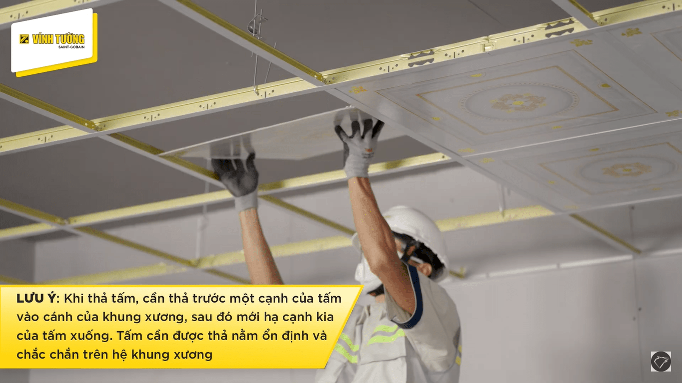 Đội thi công trần thạch cao Vĩnh Tường