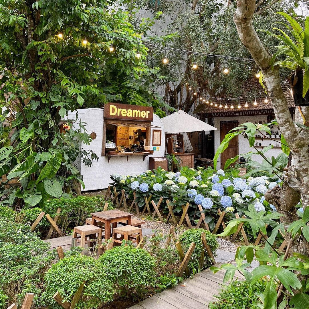 xu hướng thiết kế của hàng quán cafe đẹp