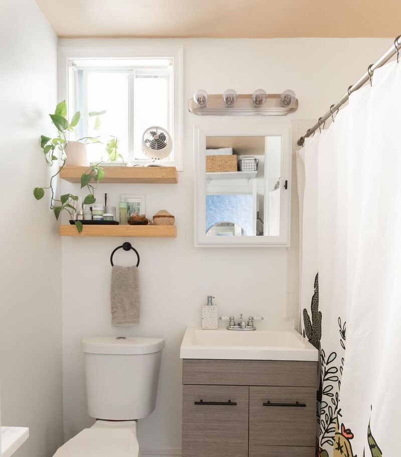 Mẫu nhà vệ sinh nhỏ đẹp tươi sáng