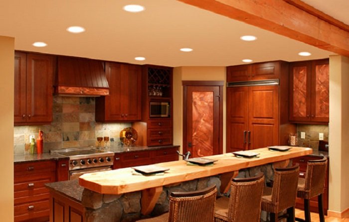 Mẫu trần phẳng trang trí đèn led 3 ấm cúng