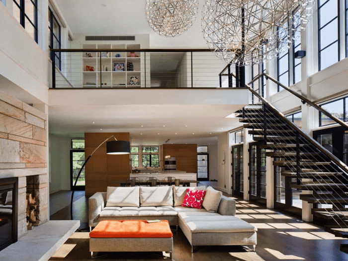 Mẫu trần thạch cao phòng khách nhà gác lửng có ban công