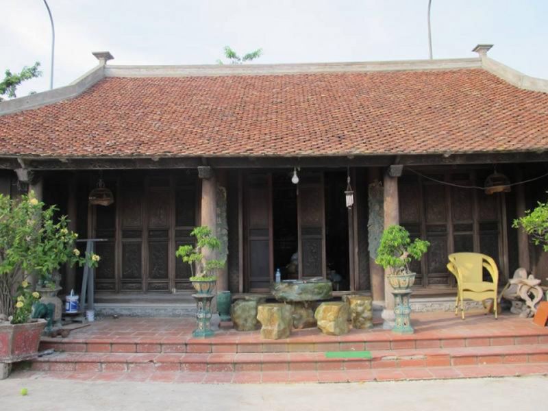 nhà ba gian mộc mạc giản dị