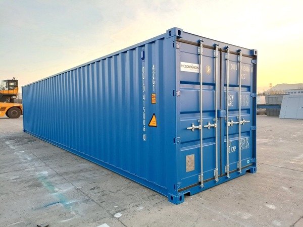 Giá thùng container cũ giao động nhiều mức tùy vào độ cũ - mới và kích thước của thùng container