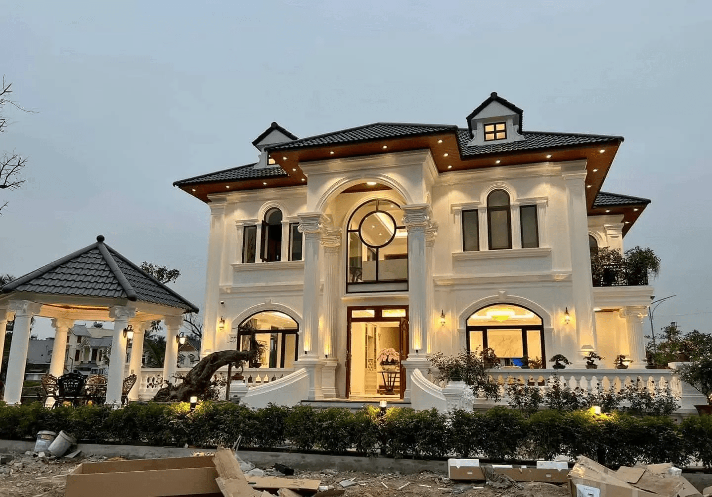 Mẫu nhà mái Nhật tân cổ điển đẹp ấn tượng