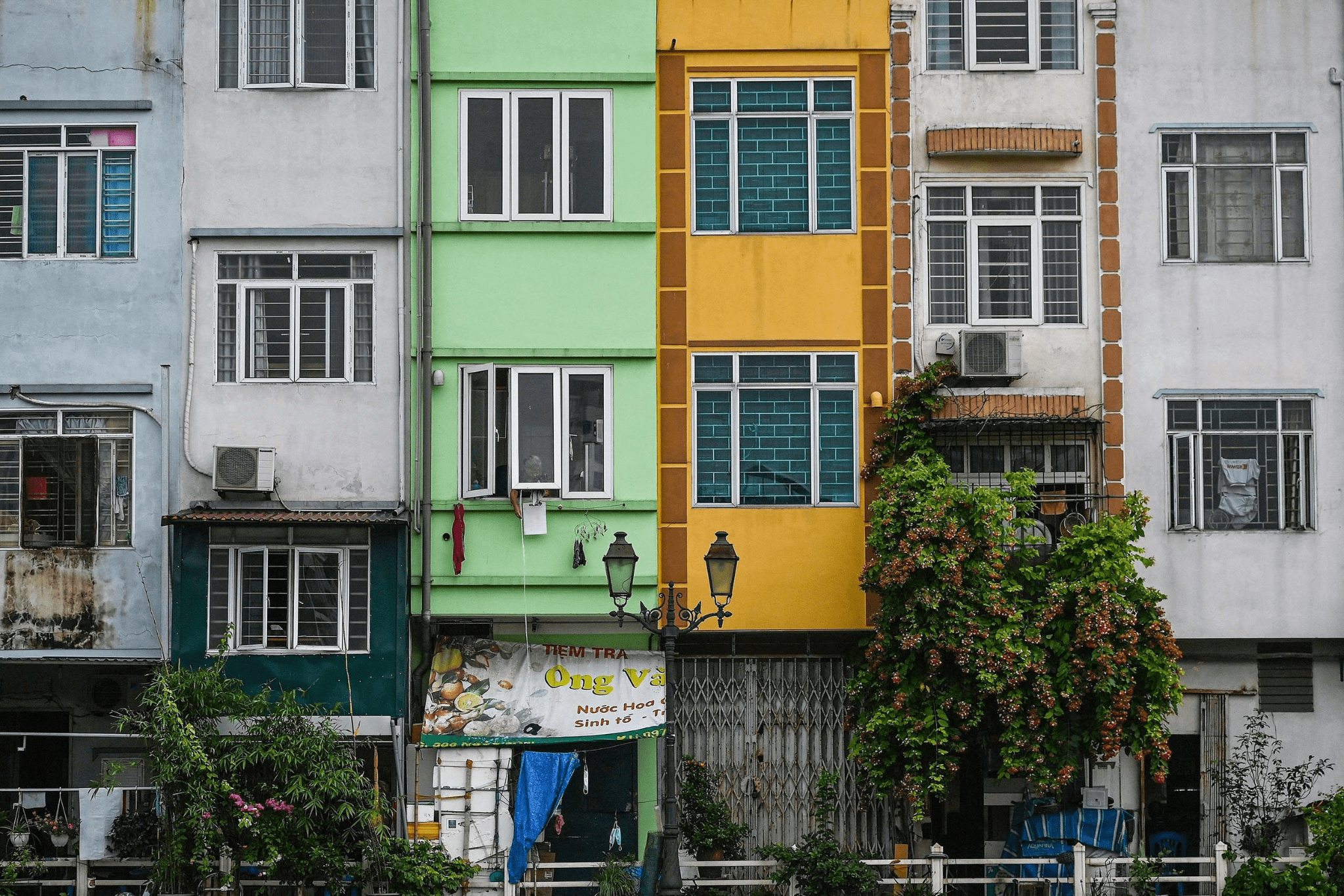 Nhà ống thích nghi tốt với quỹ đất hẹp ngang, sâu dài và mật độ xây dựng cao tại nhiều khu dân cư ở Việt Nam
