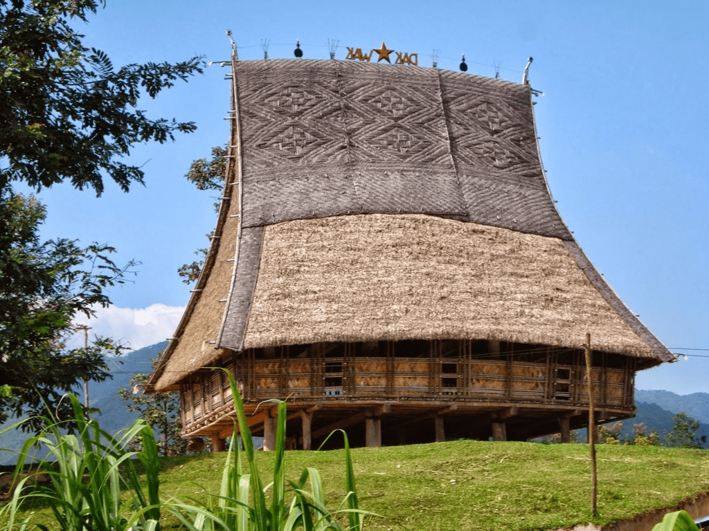 Kiến trúc nhà sàn Tây Nguyên độc đáo, ấn tượng