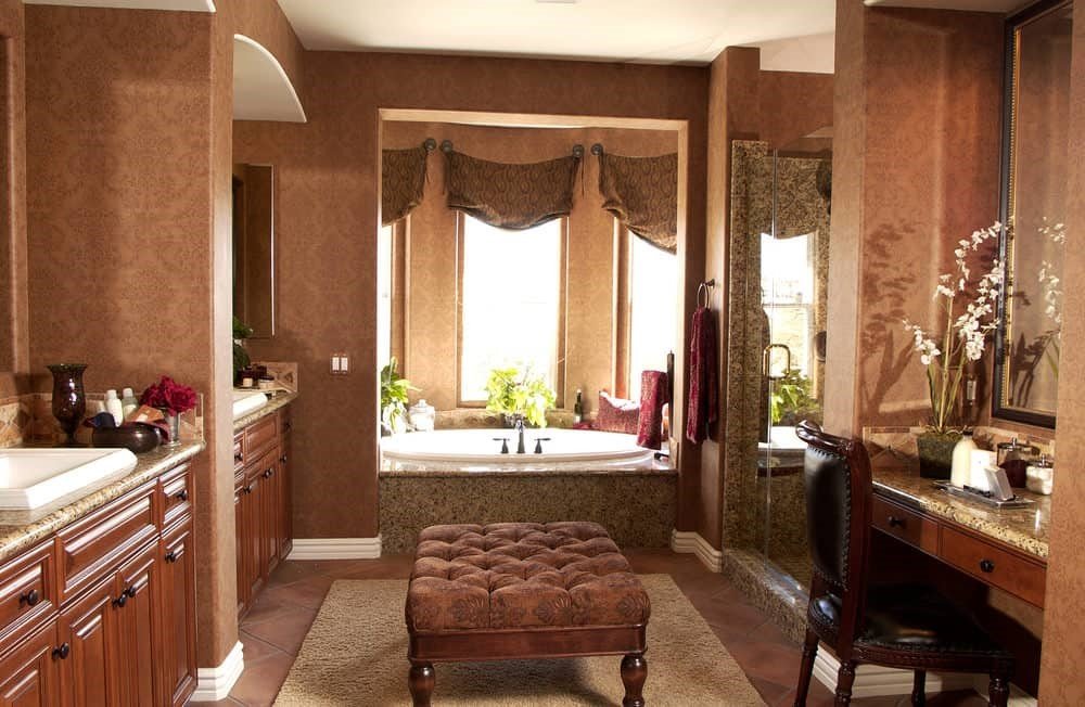 Mẫu nhà tắm thiết kế tân cổ điển trầm ấm