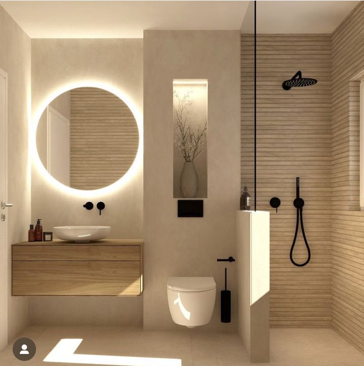 Nhà vệ sinh nhỏ tối ưu ánh sáng