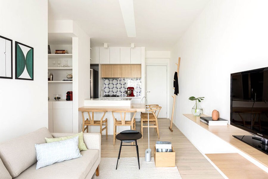 Mẫu phòng khách liền bếp nhà ống 30m2 đẹp