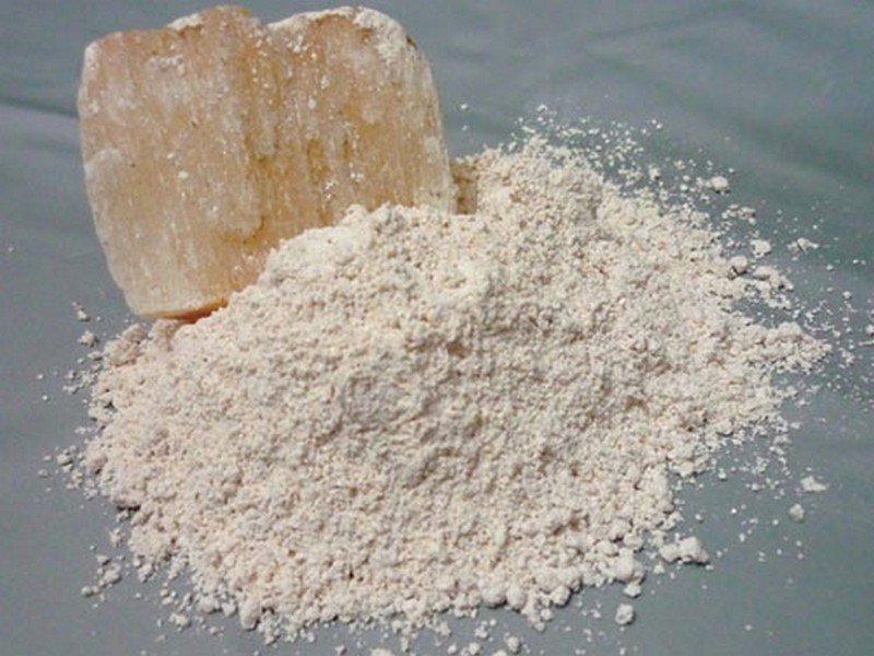 Thạch cao trở thành bột mịn khi nung 