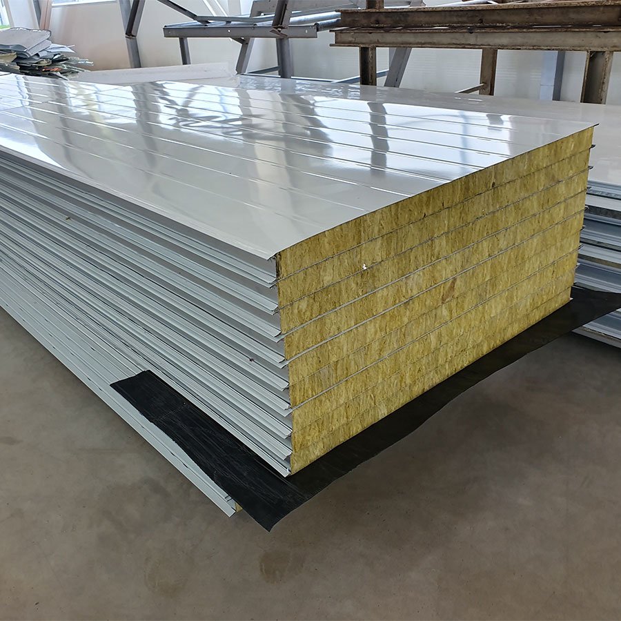 Tấm vách ngăn cách nhiệt Panel PU