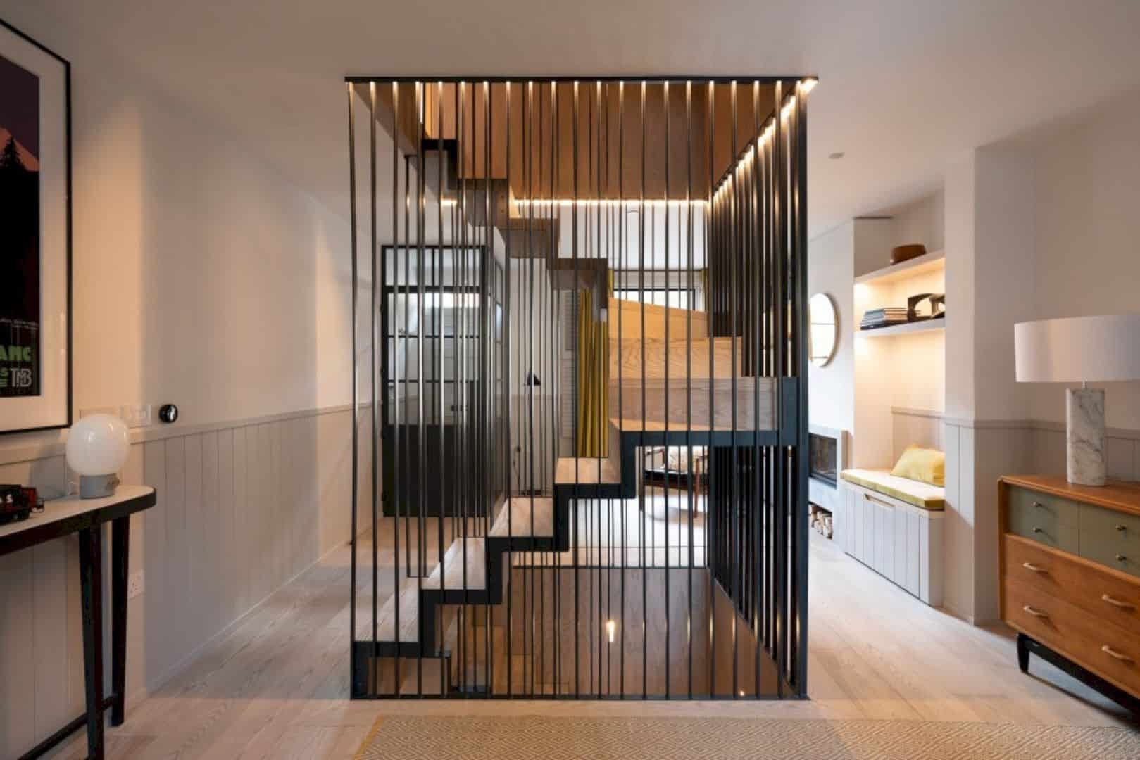 Vách ngăn cầu thang sắt