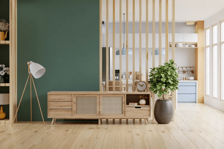 Vách ngăn phòng khách và bếp bằng gỗ tạo cảm giác ấm cúng