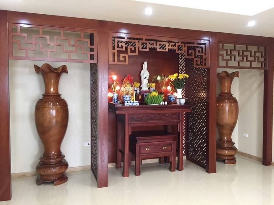 Mẫu vách ngăn CNC bàn thờ đẹp, xu hướng 2025