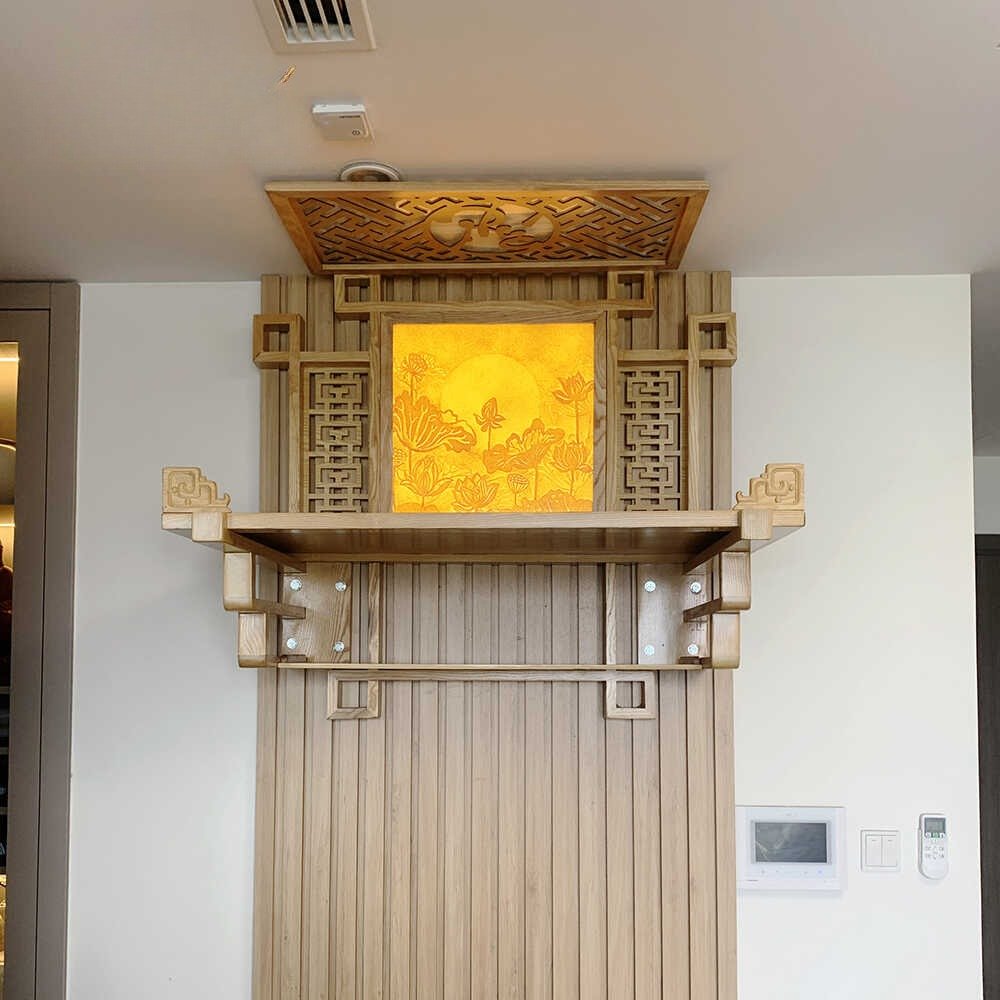 Vách ngăn phòng thờ treo tường phong cách hiện đại 